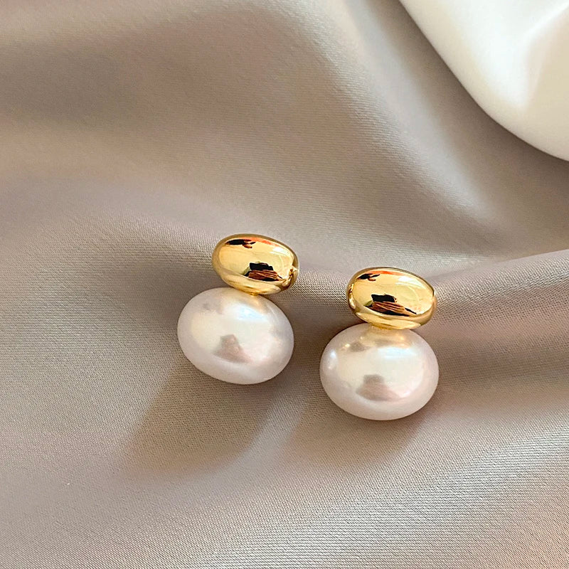 Victoria - Pearl Earrings