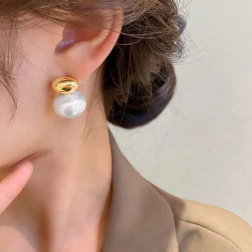 Victoria - Pearl Earrings